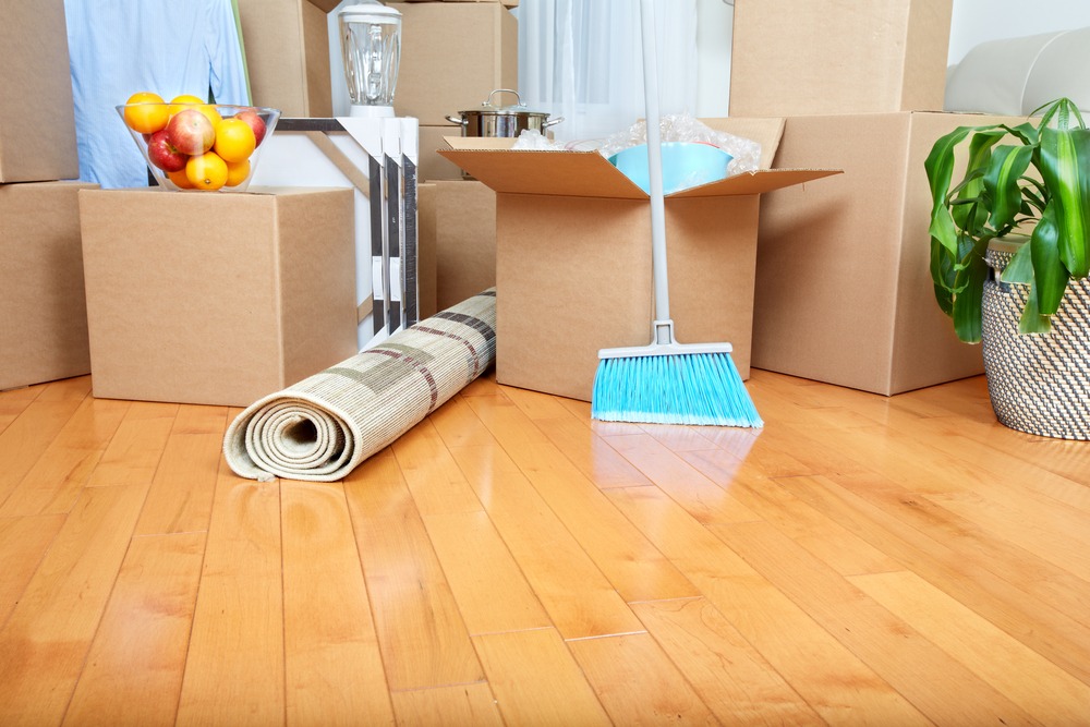 How do you deep clean a house when moving out